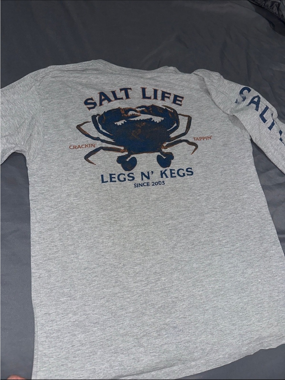 Mens Salt Life Crab Gray Long Sleeve T-Shirt Size Medium